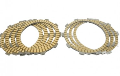 KIT DE EMBRAGUE KTM DUKE 250, 390 - BAJAJ 250, 400